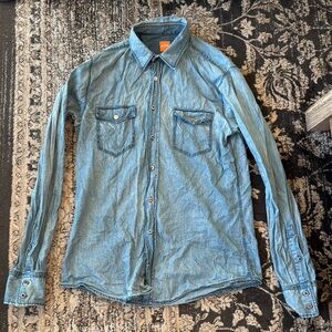 Hugo Boss (Boss Orange) size medium blue chambray button down shirt